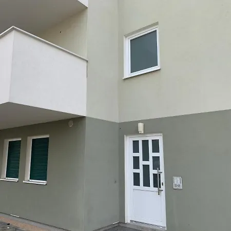 Apartman Toni Novalja Exterior photo